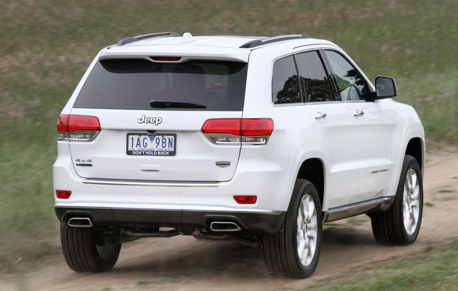  Jeep Grand Cherokee Summit 2015 года  (AU) (фото 2 из 9)